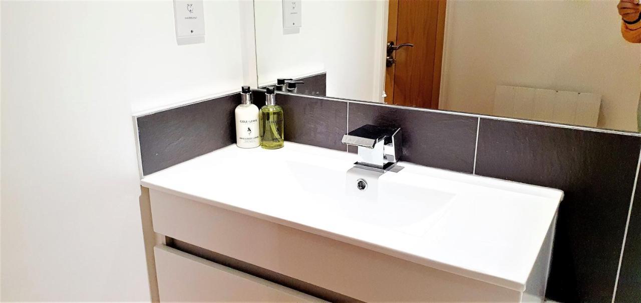 Cliftonville Heights - 2 Bed Home Away From Home Northampton Esterno foto