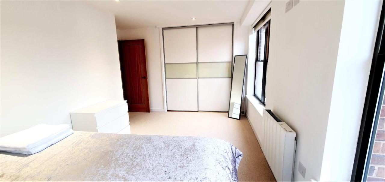 Cliftonville Heights - 2 Bed Home Away From Home Northampton Esterno foto